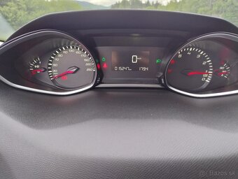Peugeot 308 1,2 VTi 60kw - 10