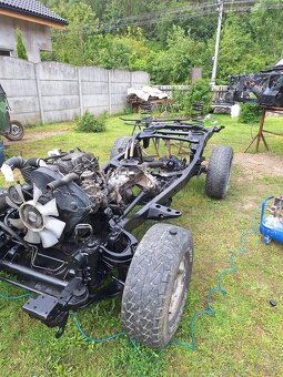 Pajero 2.5 viac info tel - 10