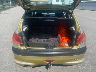 Peugeot 206 - 10