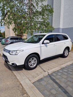 Mitsubishi Outlander 2.0i MIVTEC 110kw 150ps naj 179 tkm - 10
