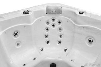 Vírivka/jacuzzi TOKIO 200x200x88 kaďa - 10