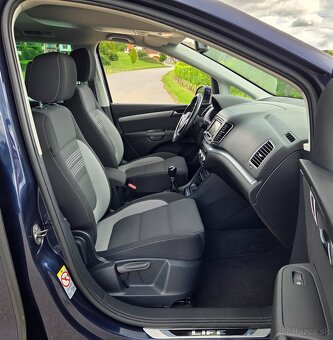 Volkswagen Sharan 2.0 TDi 103KW/140 koní R.V.10/2013 - 10