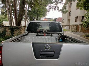 Nissan NAVARA 2.5 DCI 140kw M6 4x4 Rok 2012 PLATINUM - 10