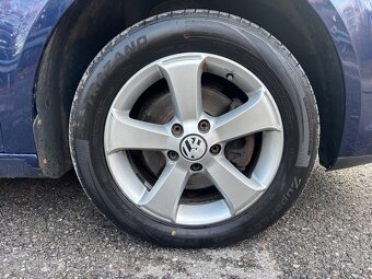 Volkswagen Touran 2.0tdi 103kw m6 - 10