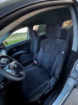 Mitsubishi Outlander 4x4 2.0 diesel 103 kw - 10