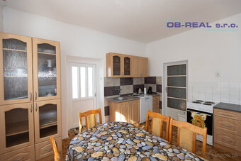 Predaj podpivničeného 3izb RD 161m2, všetky IS, pozemok 1635 - 10