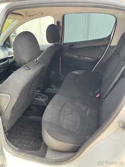 Peugeot 206+ 1.4 HDi 50 kW (8HZ) - 10