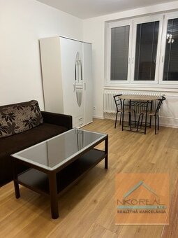 na prenájom zrekonštr. 2 izb. byt, KADNÁROVA ul. - 10