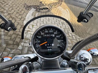 Suzuki VS 600 GLU Intruder - 10