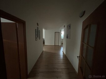 Exkluzívne Rodinný dom 4izby+garaž+terasa,Cabaj-Riegler - 10