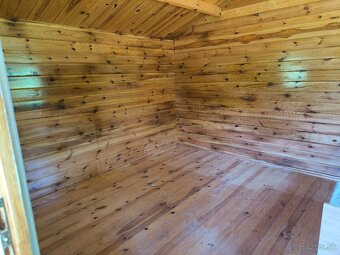 Záhrada 771 m² s chatkou, elektrinou a studňou – Dúbravka - 10