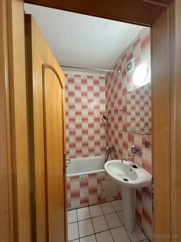 Na predaj: 3 - izbový byt v blízkosti Draždiaku - 10