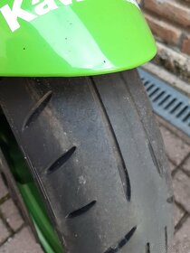 Kawasaki ZX 7R Ninja - 10