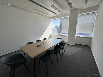 Prenájom novozrekonštruovaného samostatného kancelárskeho tr - 10