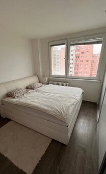 3-izbový byt v Podunajských Biskupiciach hneď vedľa OC Hron - 10