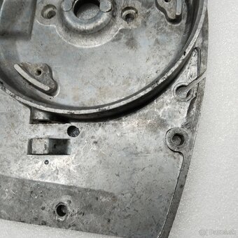 MANET 90 DRŽÁK ZAPALOVÁNÍ HORNÍ A DOLNÍ VEDENÍ SPOJKY ORIG. - 10