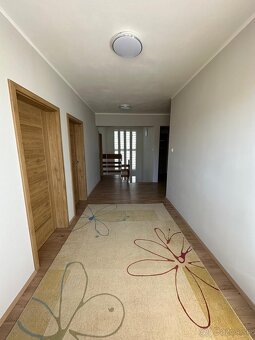 Prenájom samostatnej izby v RD s vlastnym balkónom - 10