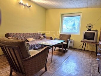 Chalupa v malebnej dedinke Podhradie pri Prievidzi - 10