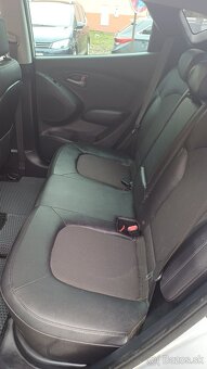 Hyundai ix35 2.0 CRDi Premium 4x4 AUTOMAT - 10
