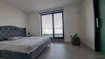 Exkluzívne predáme krásny moderný 5 izb. RD vo Veľkom Kýre - 10