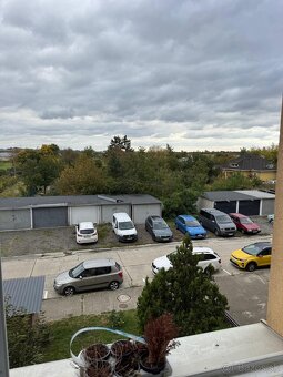 4 - izbovy byt s loggiou - 10