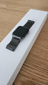Apple Watch Series 6 GPS, 44mm Graphite Stainless TOP STAV - 10