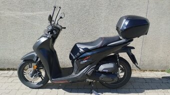 2025 Honda SH150, najazdené 700km - 10