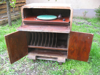 Retro gramoskrinka Supraphon - 10