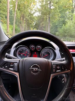 Opel Insignia 2.0CDTI 2011 - 10