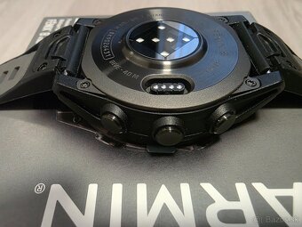 Garmin fenix 8 47mm AMOLED Sapphire Carbon Gray DLC Titanium - 10