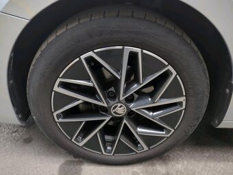 ŠKODA Octavia Combi Clever 2.0 TDI 110KW DSG automat - 10