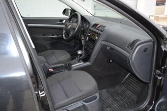 Škoda Octavia Combi 2.0 TDI DSG - 10