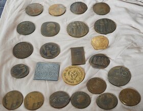Medaily a plakety z čias ČSSR -  24ks - 10