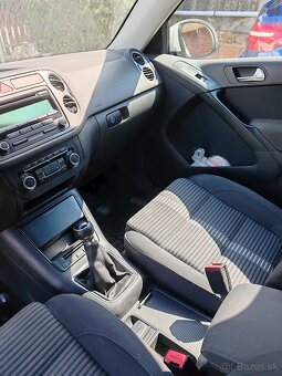 Volkswagen Tiguan - 10