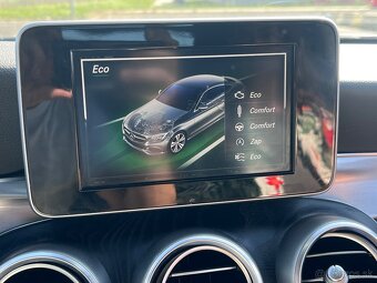 Mercedes Benz C200 4MATIC Coupe - 10