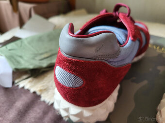 Valentino Garavani. 100% original - 10