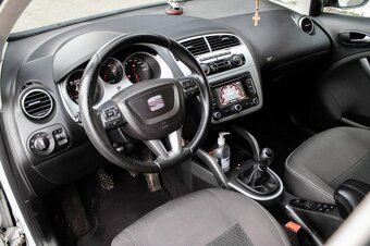 Seat Altea XL 1.6 TDI, 77kW (2013) - 10