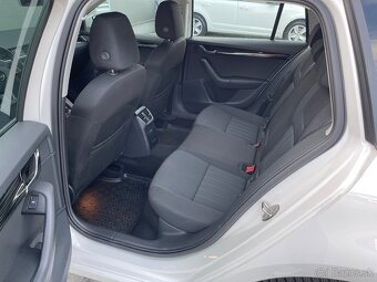 Škoda Octavia Combi 1.5 TSI Style DSG - 10