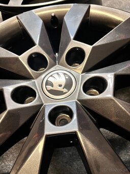 5x112 R17 originál disky Škoda Octavia - BLACK - - 10