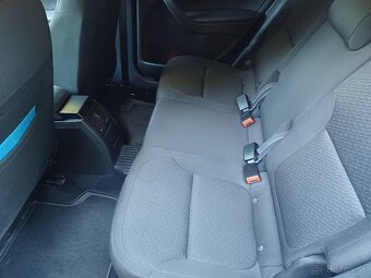 Skoda yeti 2.0 tdi 81kw 4x4 - 10