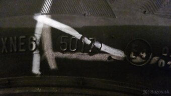 Predám zimne pneumatiky na diskoch zo seat Leon 175/80 r14 - 10