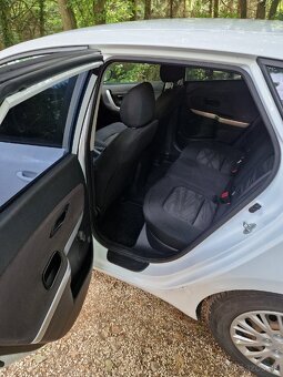 KIA Ceed 1.4 benzin - 10