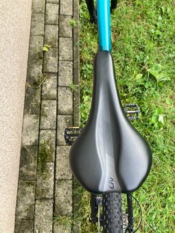 Predám MTB bicykel GIANT Liv – výborný stav, servisovaný - 10