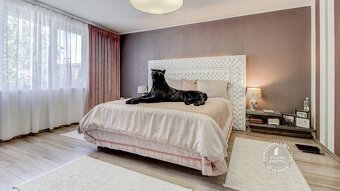 AXIS REAL | 4i Bungalov, bazén, pozemok 800m2, ECO OSADA, lu - 10