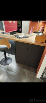 Kuchynská linka - 10