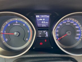 Hyundai i30 1.6 CRDi, NOVÁ STK,EK; NOVY OLEJ+FILTRE - 10
