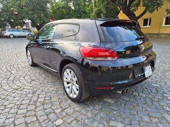 Volkswagen Scirocco 2.0 TDI 170k DSG - 10