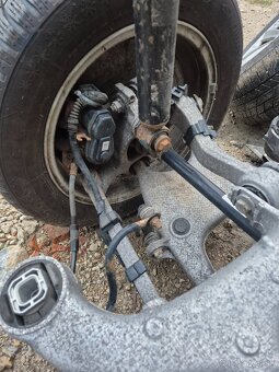 Predám nápravy pre BMW F10 520d /predná zadná - 10
