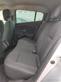 Predám Renault Megane 1.6 16V 110 Limited Edition - 10