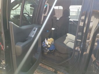 Nissan Navara 2.5 dCi - 10